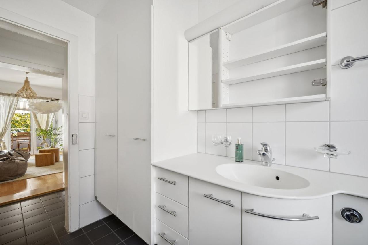 Comfortable Stay In Oerlikon 20 Minutes Away From Zurich Airport Exteriör bild
